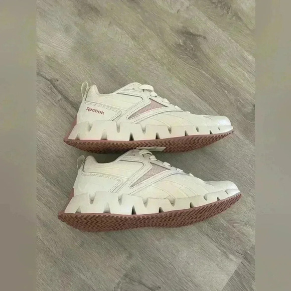 REEBOK Reebok Women's Zig Dynamica 8 - Picture 3 of 8